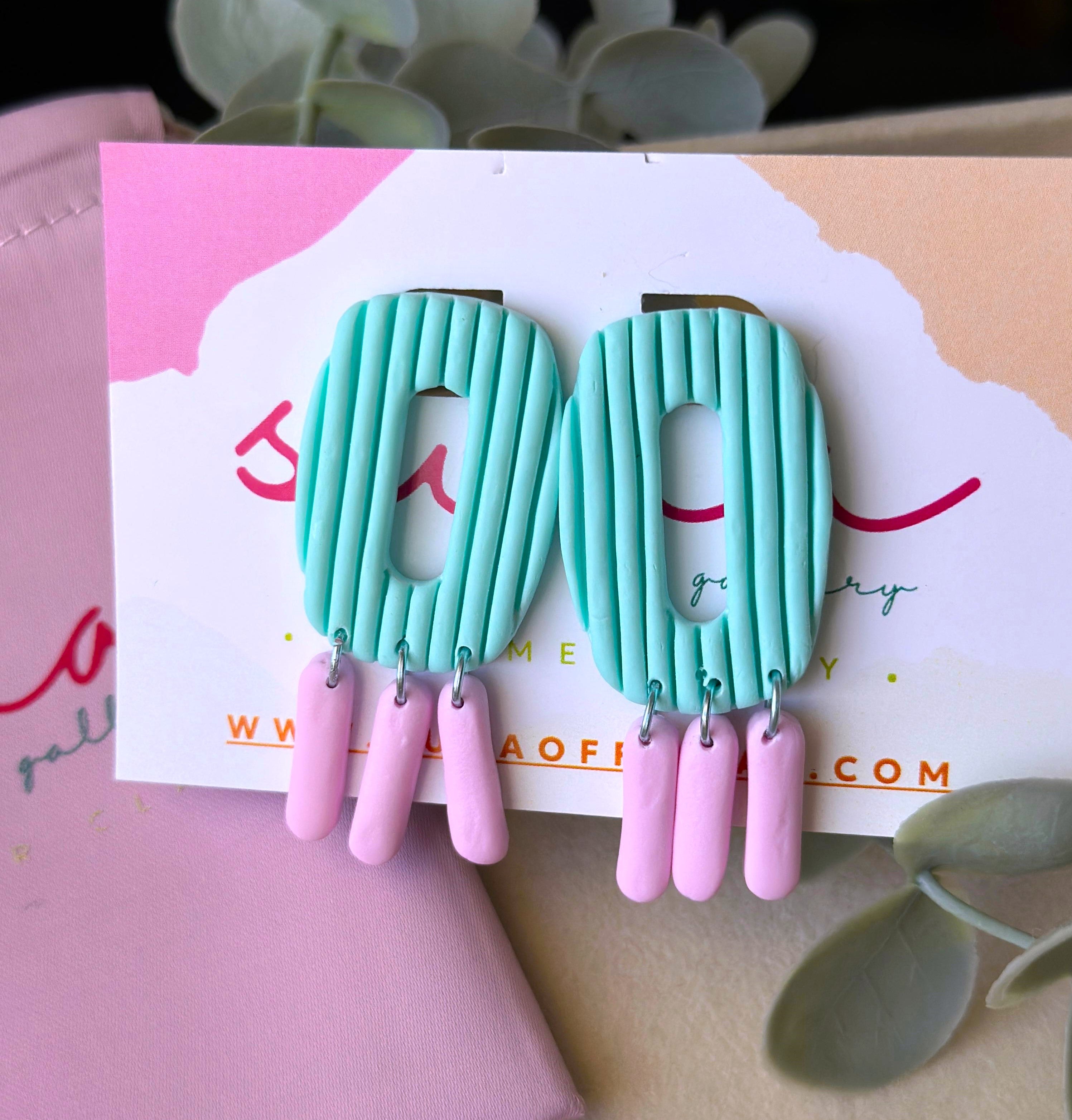 Brincos Suave | Menta com pendentes