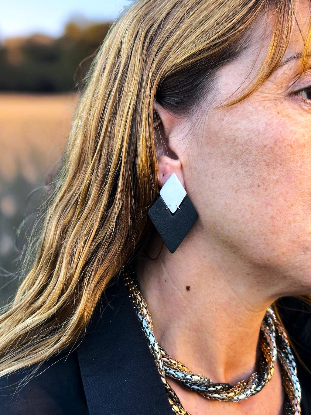 Brincos Preto no Branco