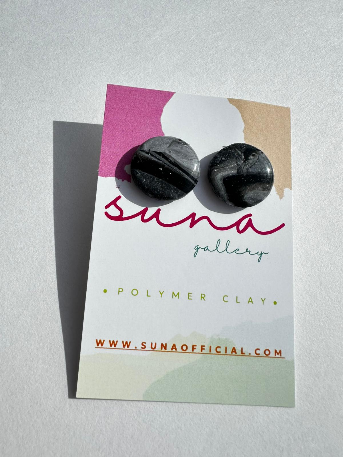 Brincos Botões Marmorizados | Cinzento e Preto