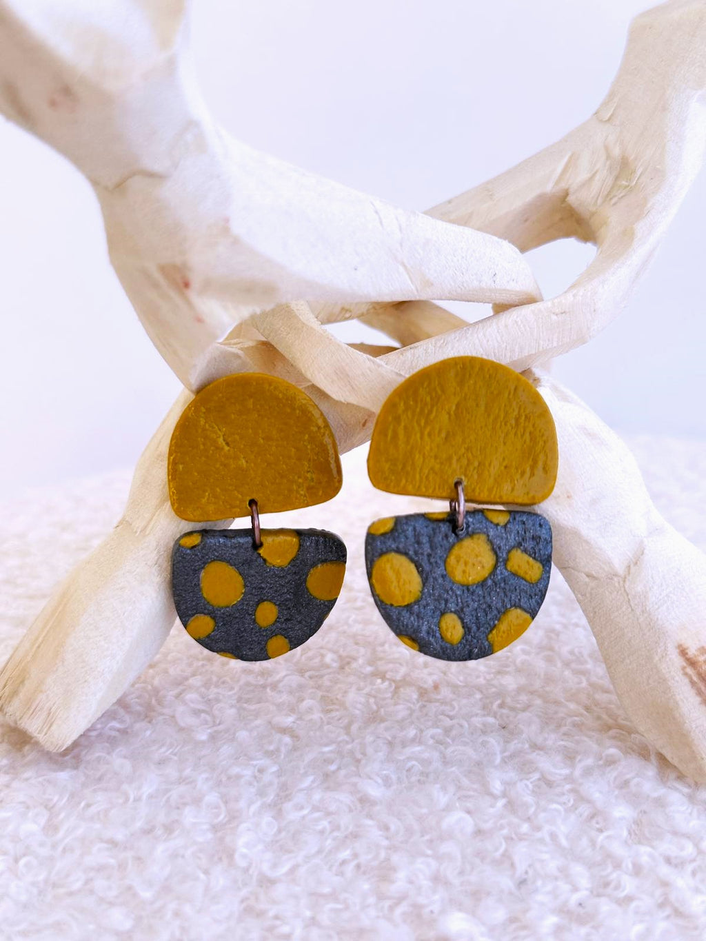 Brincos Pinga-amor | 2 peças: Cinzento e Torrado